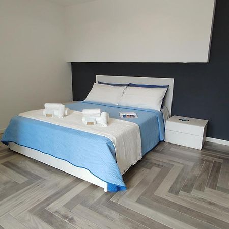 Stanza Idromassaggio 2 Hotell Quartu SantʼElena Exteriör bild