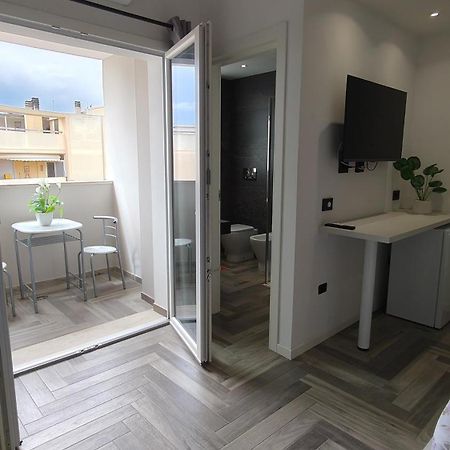 Stanza Idromassaggio 2 Hotell Quartu SantʼElena Exteriör bild